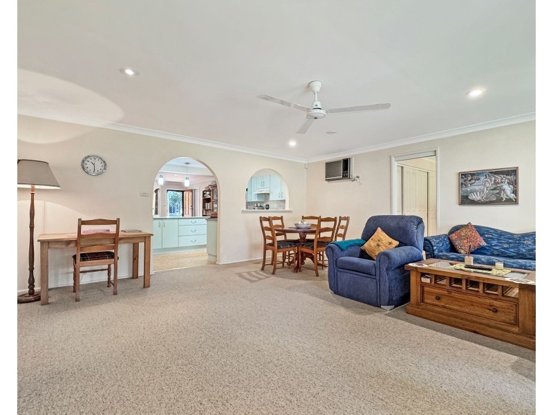 4 Chapman Street, Callala Bay NSW 2540