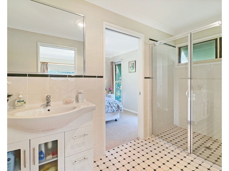 4 Chapman Street, Callala Bay NSW 2540