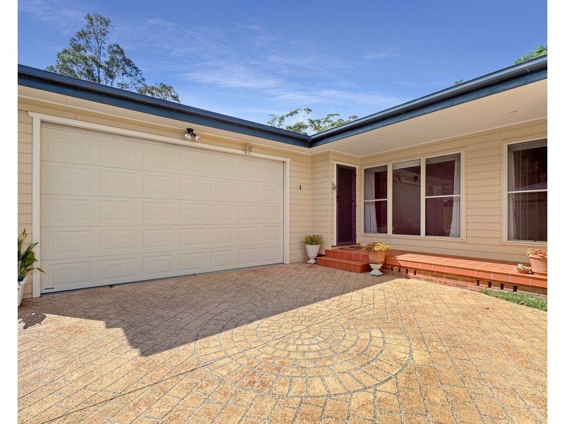 4 Chapman Street, Callala Bay NSW 2540