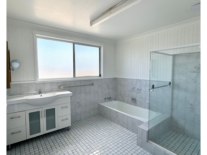 174 Penguins Head Road, Culburra Beach NSW 2540