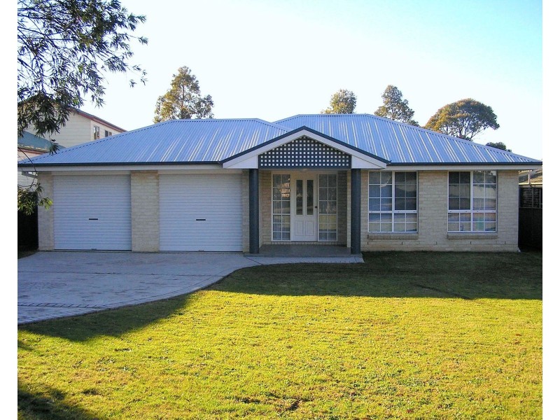 41 Hollingsworth Crescent, Callala Bay NSW 2540