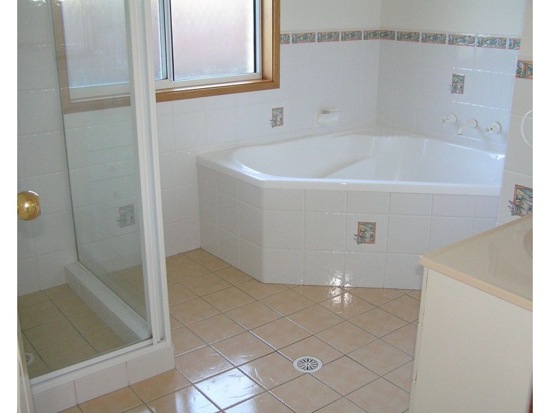 41 Hollingsworth Crescent, Callala Bay NSW 2540