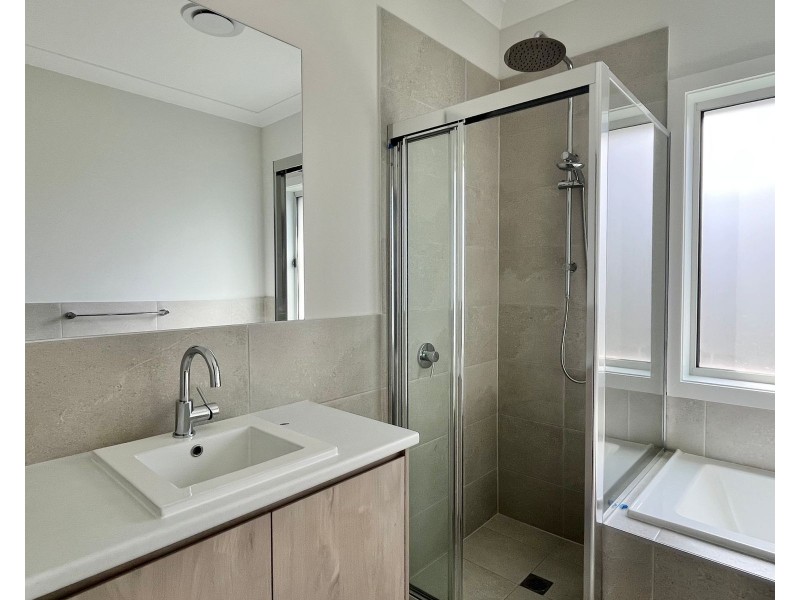 2/6 Cook Street, Callala Bay NSW 2540