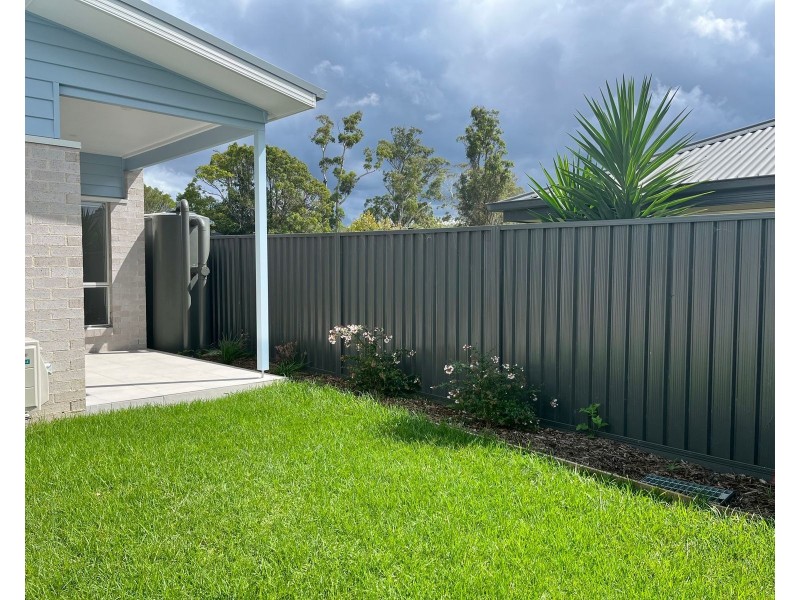 2/6 Cook Street, Callala Bay NSW 2540
