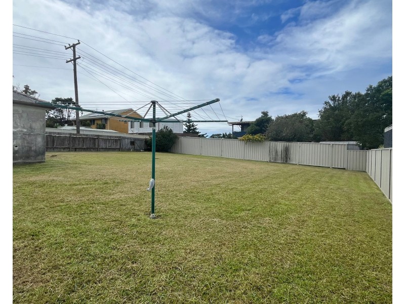 20 Ophir Street, Orient Point NSW 2540