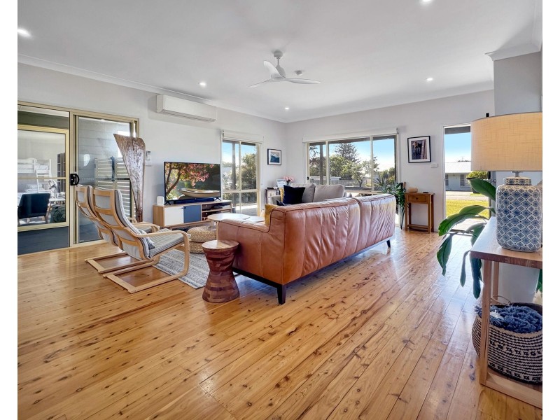 17 Allerton Avenue, Culburra Beach NSW 2540