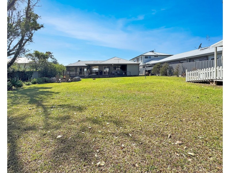 17 Allerton Avenue, Culburra Beach NSW 2540