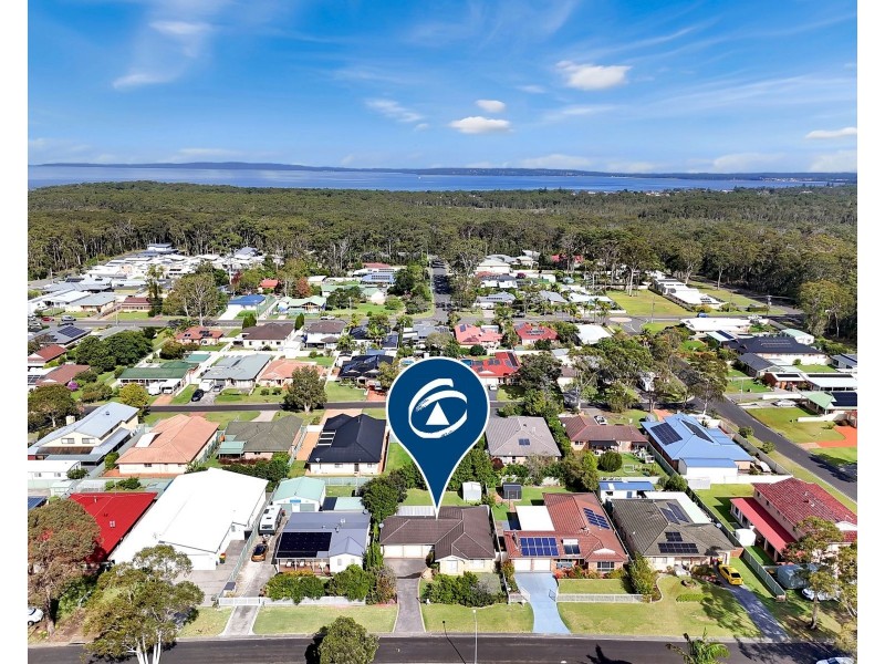 25 Carson Crescent, Callala Bay NSW 2540