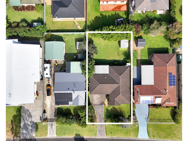 25 Carson Crescent, Callala Bay NSW 2540