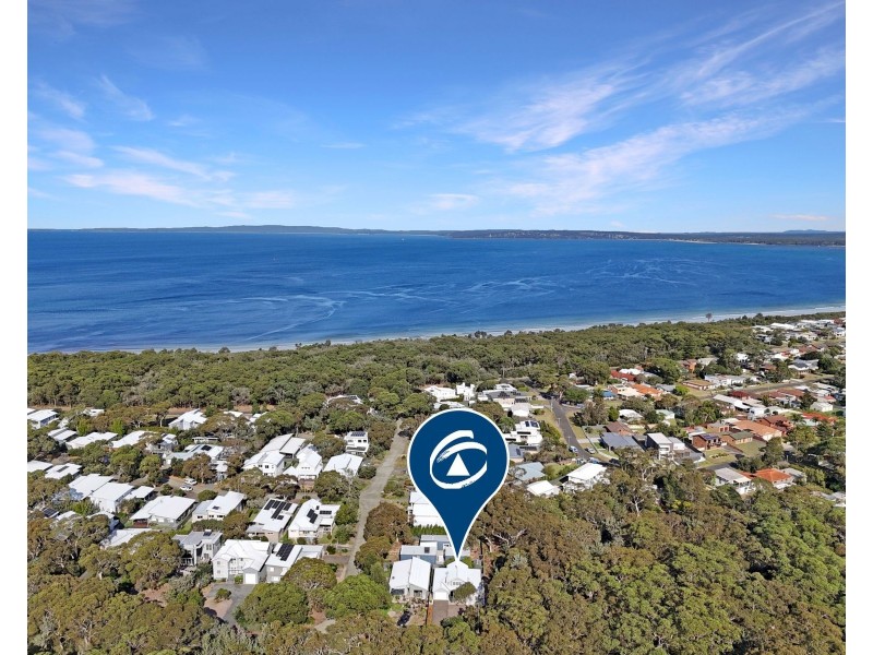 1 Caffery Circuit, Callala Beach NSW 2540