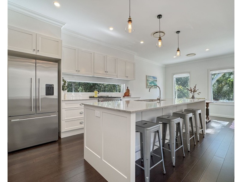 1 Caffery Circuit, Callala Beach NSW 2540
