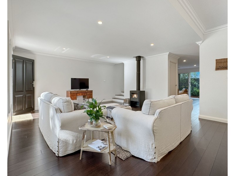 1 Caffery Circuit, Callala Beach NSW 2540