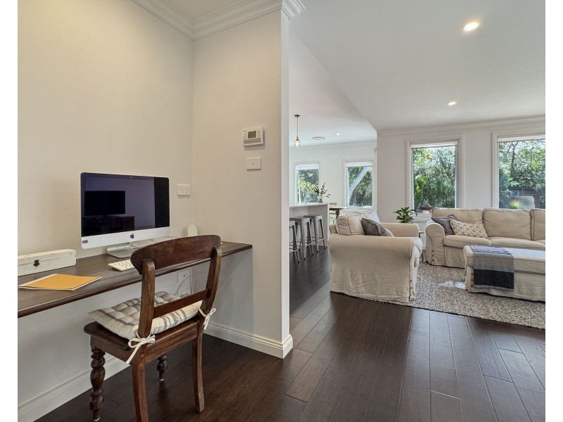 1 Caffery Circuit, Callala Beach NSW 2540