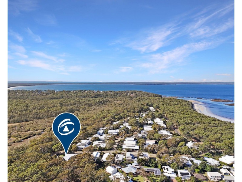 1 Caffery Circuit, Callala Beach NSW 2540