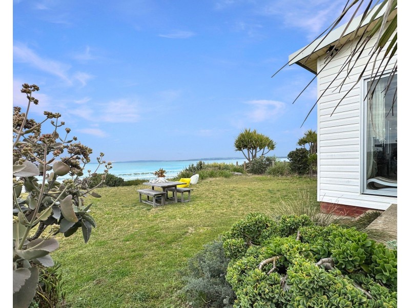 101 Quay Road, Callala Beach NSW 2540