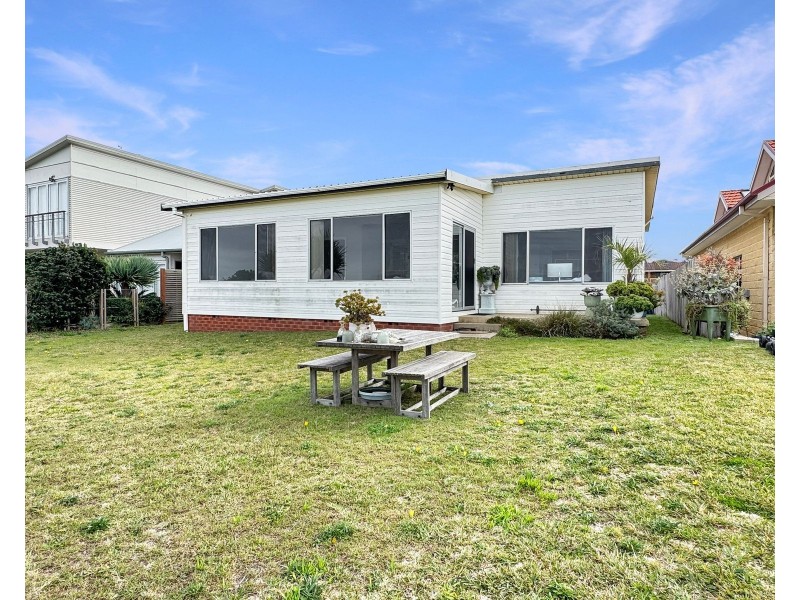 101 Quay Road, Callala Beach NSW 2540