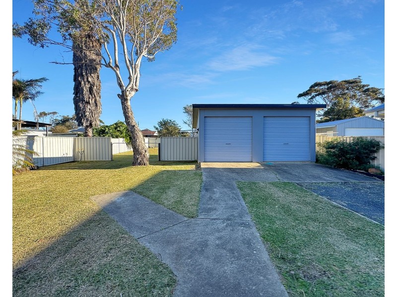 152 The Lake Circuit, Culburra Beach NSW 2540