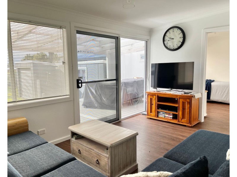 4 Carlton Crescent, Culburra Beach NSW 2540