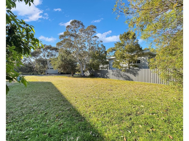 12 Hazelwood Rise, Callala Beach NSW 2540