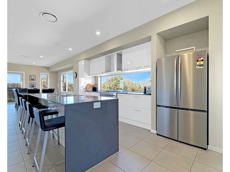7 Orsova Parade, Orient Point NSW 2540