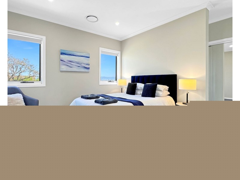 7 Orsova Parade, Orient Point NSW 2540