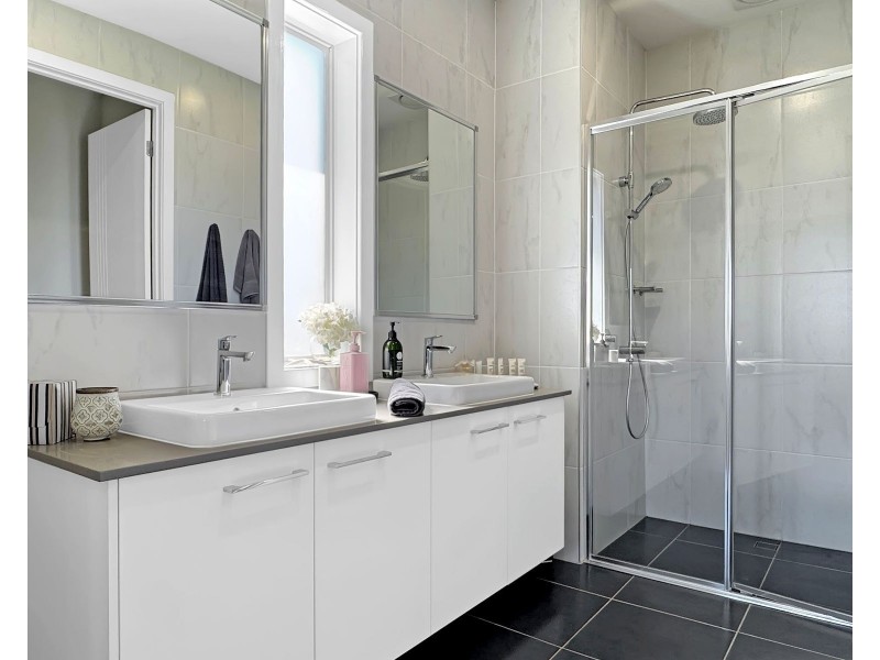 7 Orsova Parade, Orient Point NSW 2540