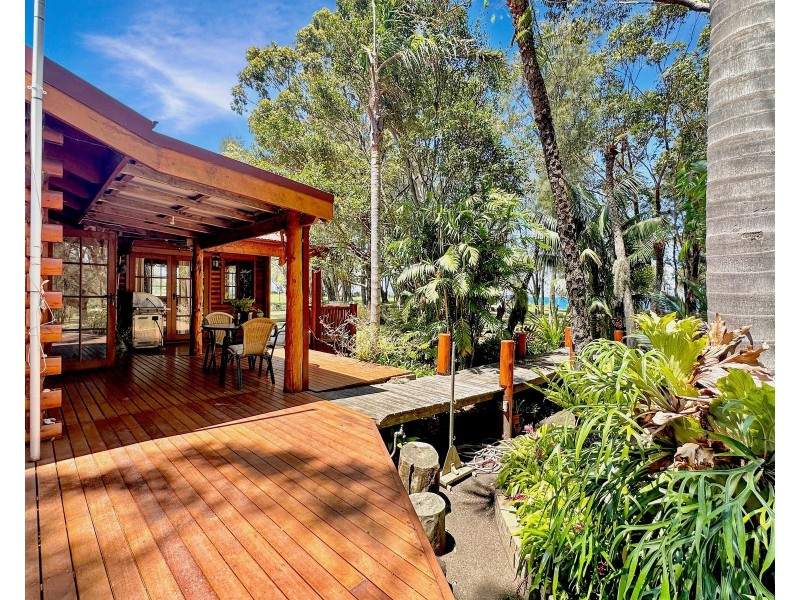 10 Callala Street, Callala Bay NSW 2540