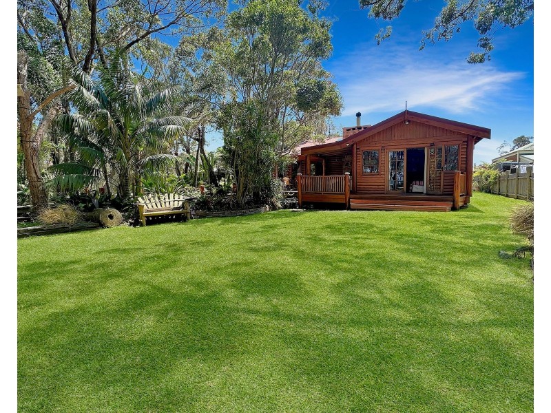10 Callala Street, Callala Bay NSW 2540