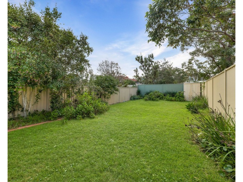 96a & 96b Quay Road, Callala Beach NSW 2540