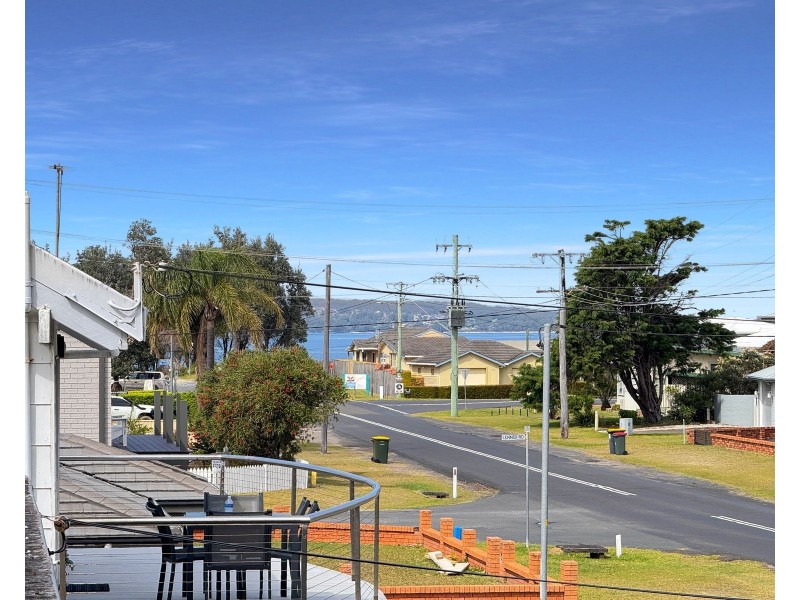 28 Callala Beach Road, Callala Beach NSW 2540