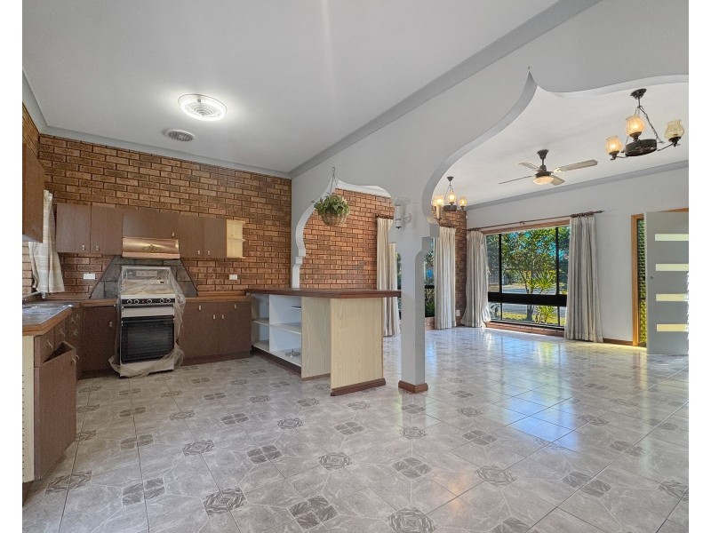 28 Callala Beach Road, Callala Beach NSW 2540