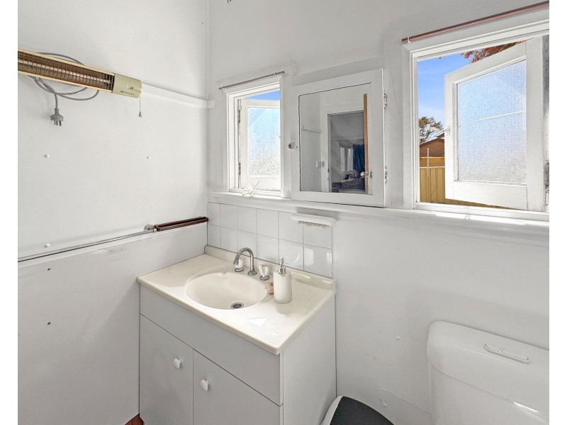 4 The Lake Circuit, Culburra Beach NSW 2540