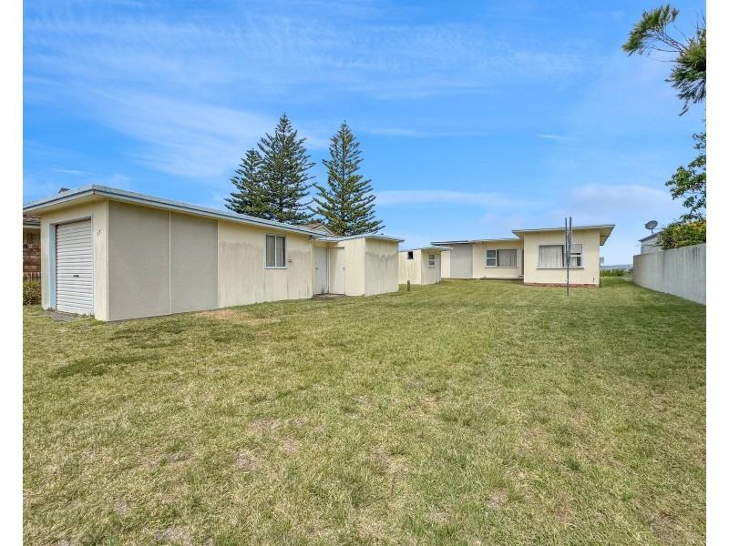 77 Quay Road, Callala Beach NSW 2540
