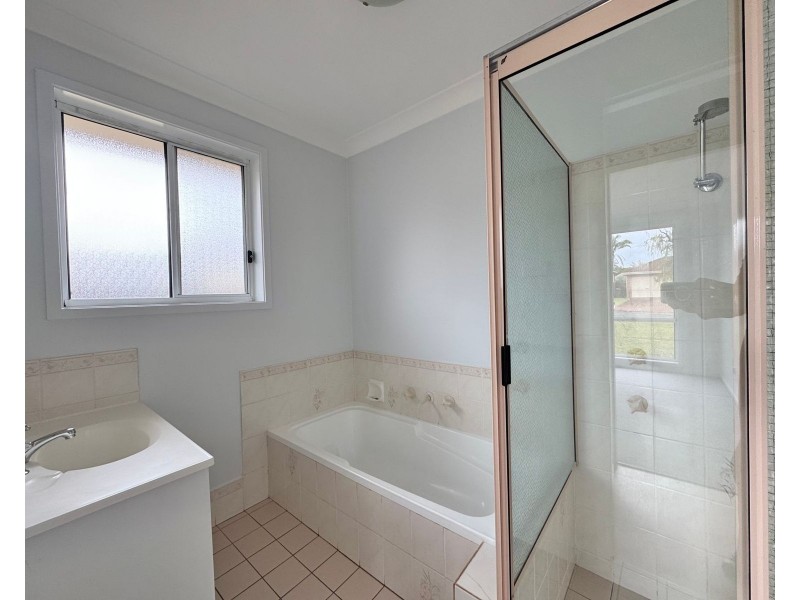 12 Gowlland Crescent, Callala Bay NSW 2540
