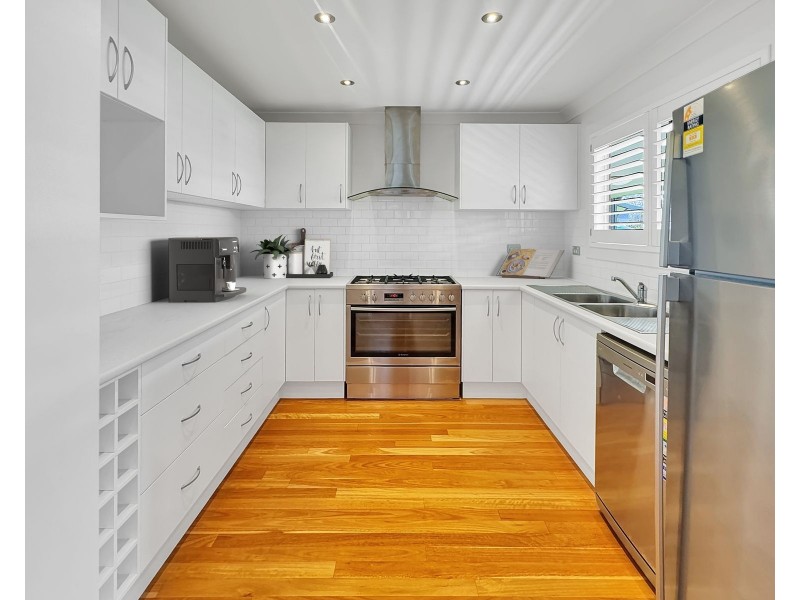 18 Mitchell Road, Callala Bay NSW 2540