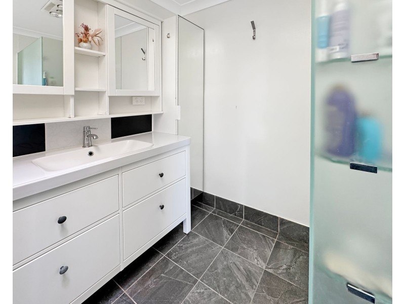 33 Broadview Avenue, Culburra Beach NSW 2540