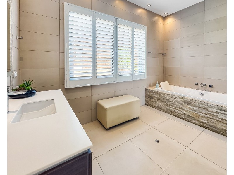 28 Eastbourne Avenue, Culburra Beach NSW 2540