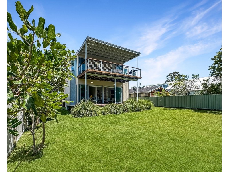 28 Eastbourne Avenue, Culburra Beach NSW 2540