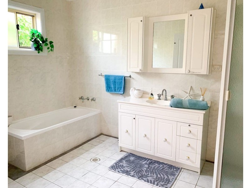 47 Verge Road, Callala Beach NSW 2540