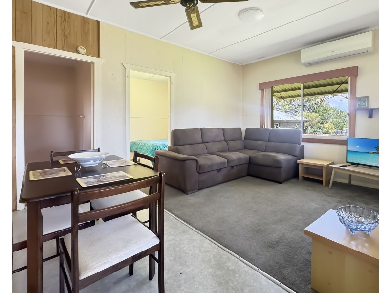 2 Otranto Avenue, Orient Point NSW 2540