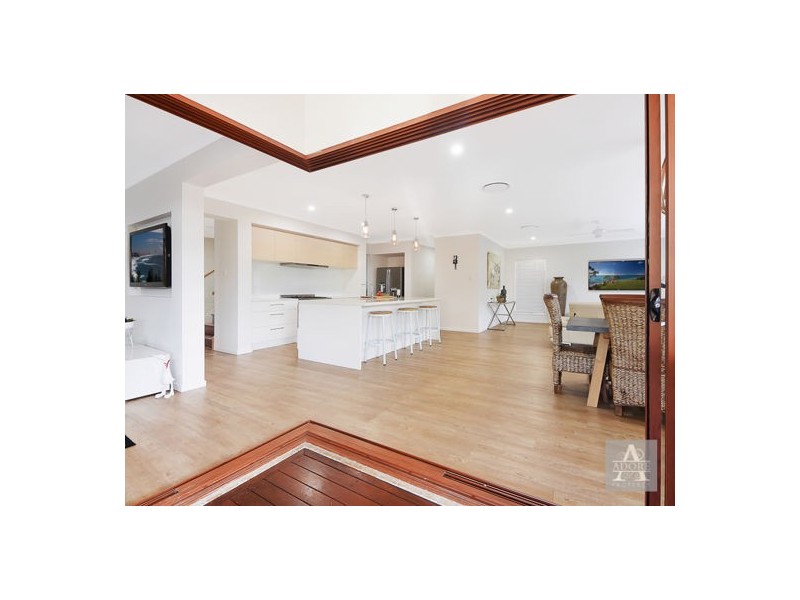 5 Sorbello Street, Bridgeman Downs QLD 4035