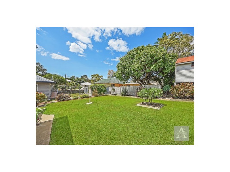 25 Bilsen Road, Wavell Heights QLD 4012