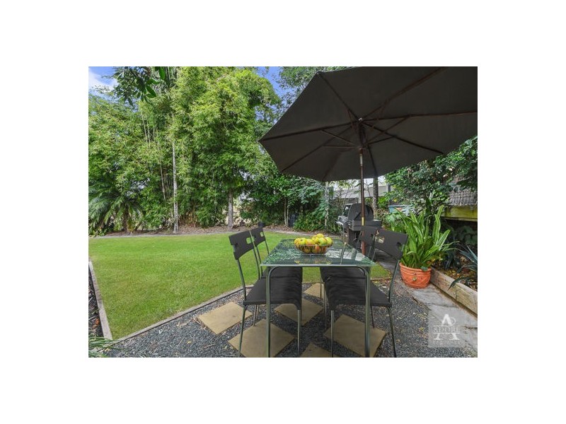 17 Bamford Street, Sandgate QLD 4017