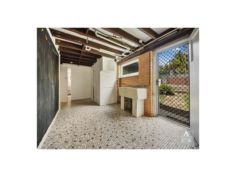 15 Arkana Street, The Gap QLD 4061