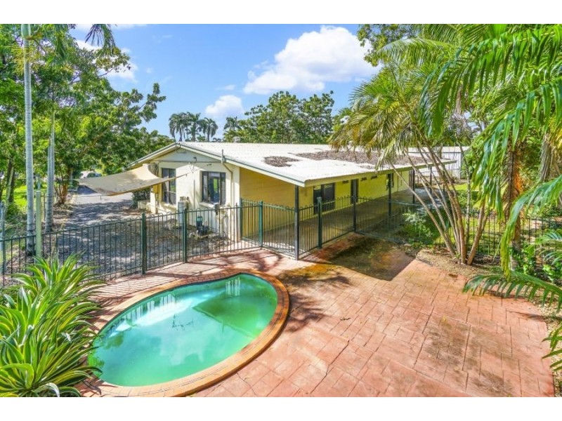 12 Bucklands Court, Moulden NT 0830