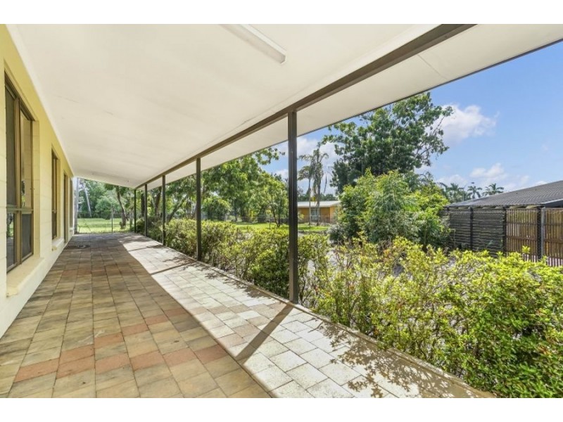 12 Bucklands Court, Moulden NT 0830