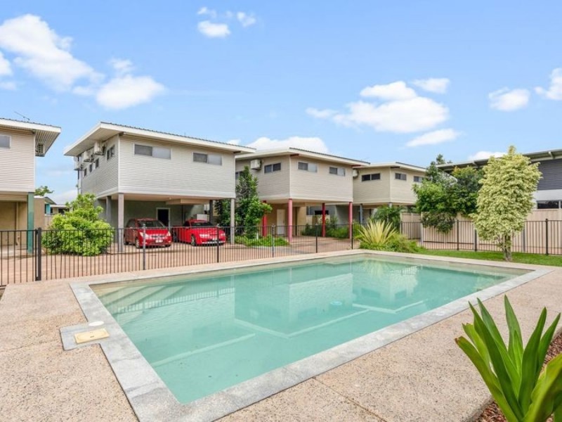 17/10 Damascene Crescent, Bellamack NT 0832