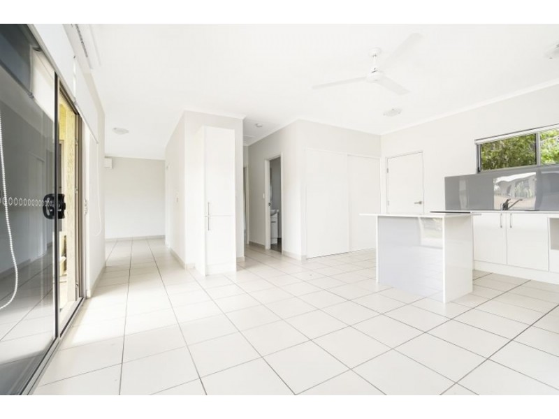 2/15 Hodge Street, Johnston NT 0832