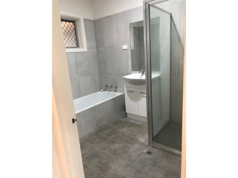 4 Strawbridge Cres, Moulden NT 0830