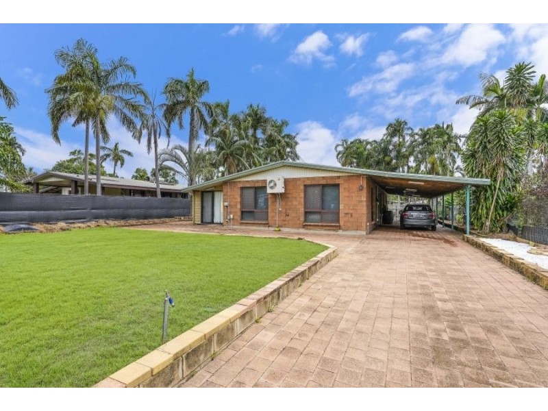 18 Buckland Court, Moulden NT 0830